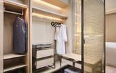Туры в отель J Hotel Shanghai Tower