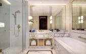 Туры в отель Radisson Blu Forest Manor Shanghai Hongqiao