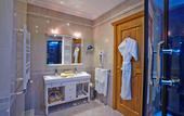 Туры в отель The Penthouse Suites Hotel