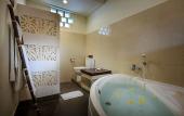 Туры в отель Nang Ade Villa by Pramana Villas