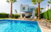 Туры в отель Villa Cleopatra Large Private Pool Walk to Beach A C Wifi - 3437