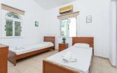 Туры в отель Villa Cleopatra Large Private Pool Walk to Beach A C Wifi - 3437