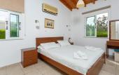 Туры в отель Villa Cleopatra Large Private Pool Walk to Beach A C Wifi - 3437