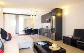 Туры в отель Bon Azur Beachfront Suites & Penthouses