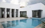 Туры в отель Les Verrieres De Gammarth: Villa moderne +Piscine