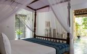 Туры в отель Historically Important Architecturally Stunning Hilltop Villa