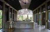 Туры в отель Historically Important Architecturally Stunning Hilltop Villa