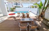 Туры в отель Private Pool Villa Next to the Beach