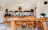 Туры в отель The Little White Bird Traveller Hostel