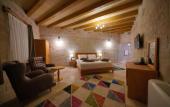 Туры в отель Cappadocia Secret Hill Cave Suites