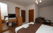 Туры в отель Hillside Guest house