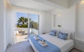 Туры в отель Mackenzie Castella Beachfront Suite