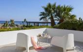 Туры в отель Mackenzie Castella Beachfront Suite