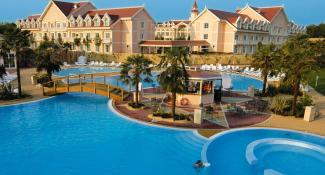 Gardaland Hotel Resort 4*
