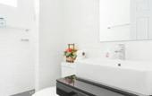 Туры в отель Charming Studio Suite - Private Washer
