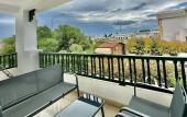 Туры в отель E4 Spacious and Cozy 2 bds in La Marsa
