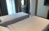 Туры в отель In The Middle Hotel