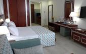 Туры в отель Oyster Bay Beach Suites