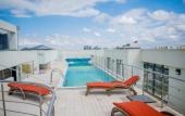 Туры в отель Lux Suites Silverstone  Apartments