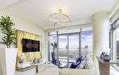 Туры в отель LUX The Marina Vista Beachfront Suite 3
