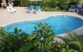 Туры в отель Three Bedroom Villa With Private Pool and Landscaped Garden