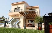 Туры в отель Three Bedroom Villa With Private Pool and Landscaped Garden