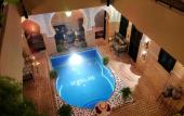 Туры в отель Riad Irhalne