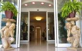 Туры в отель Hotel Gaston
