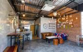 Туры в отель The Bike Loft Family Hostel