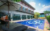 Туры в отель The Bike Loft Family Hostel