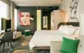 Туры в отель Renaissance Montreal Downtown Hotel