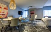 Туры в отель Renaissance Montreal Downtown Hotel