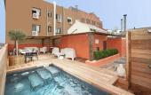 Туры в отель Enjoybcn Colon Apartments
