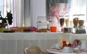 Туры в отель Hotel American