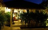 Туры в отель The White Cottage