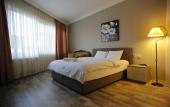 Туры в отель Puffin Suites