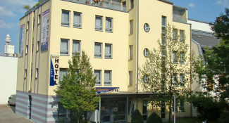 Senator Hotel Frankfurt 5*