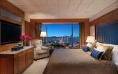 Туры в отель Mandarin Oriental, Hong Kong