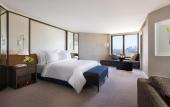 Туры в отель Four Seasons Hotel Sydney