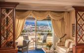 Туры в отель Rome Cavalieri, A Waldorf Astoria Hotel