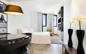 Туры в отель Отель Barcelona Condal Mar Affiliated by Melia