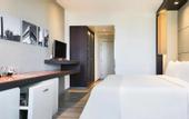 Туры в отель Отель Barcelona Condal Mar Affiliated by Melia