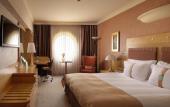 Туры в отель Holiday Inn Athens Attica Av. Airport West by IHG