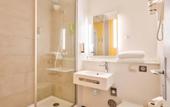 Туры в отель B&B HOTEL Paris 17 Batignolles