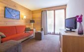 Туры в отель Residence Pierre & Vacances Premium Les Chalets du Forum