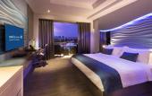 Туры в отель One15 Marina Sentosa Cove Singapore