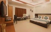 Туры в отель Hotel Delhi 37