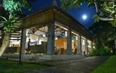Туры в отель The Cakra Hotel