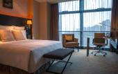 Туры в отель Renaissance Guiyang Hotel