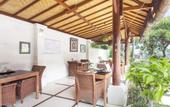 Туры в отель Frangipani Beach Hotel
